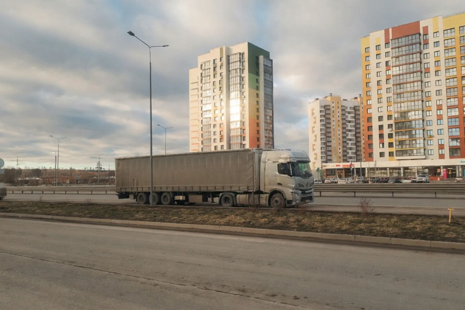 ФНС разъяснила правила оформления ДОПП при разделении партии груза в пути